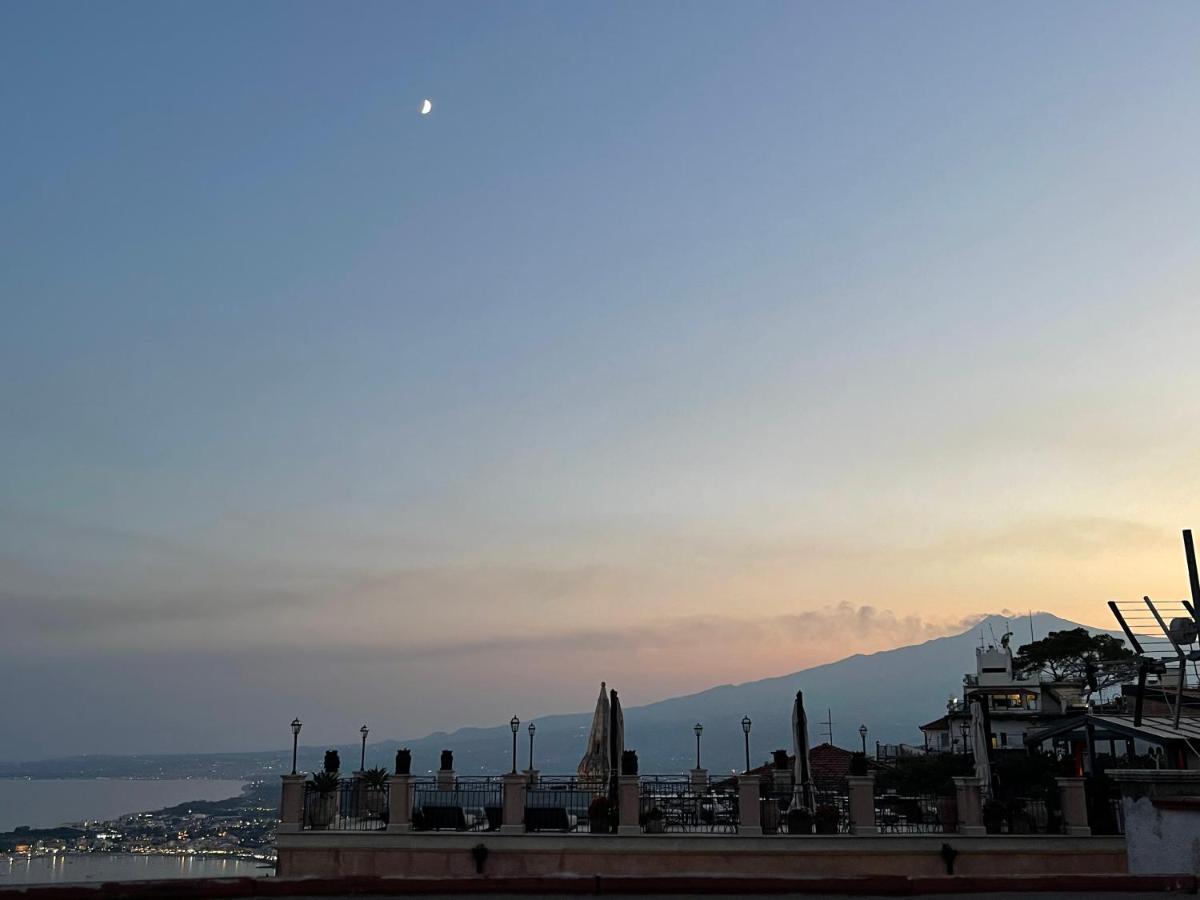Majolica Taormina Bed and Breakfast Exteriör bild